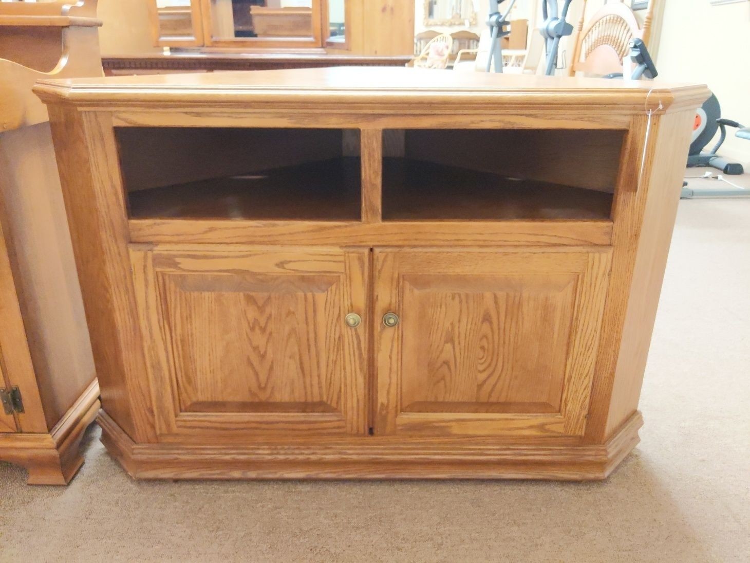 Oak corner tv cabinet delmarva furniture consignment