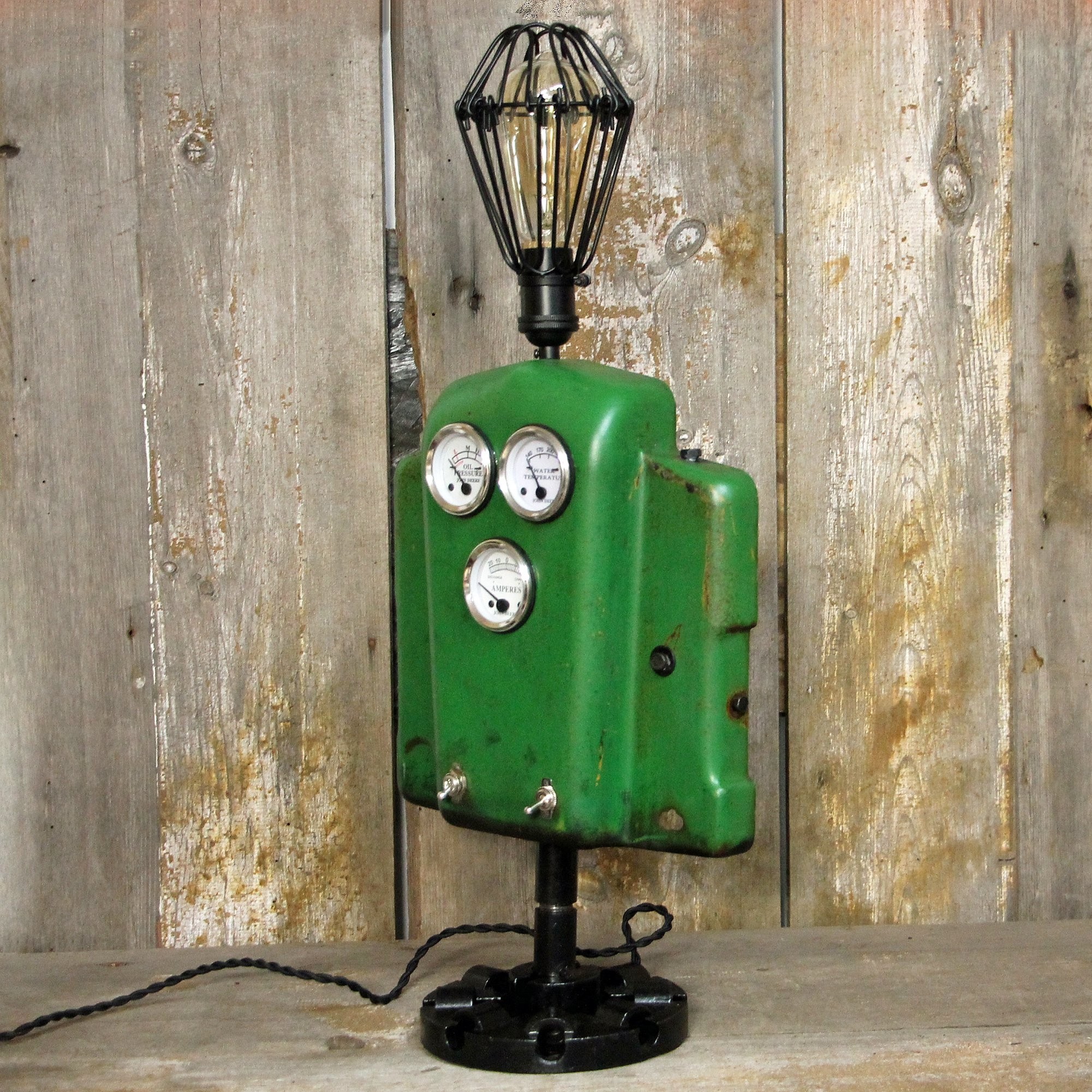 Vintage john deere lovers industrial table lamp 38a