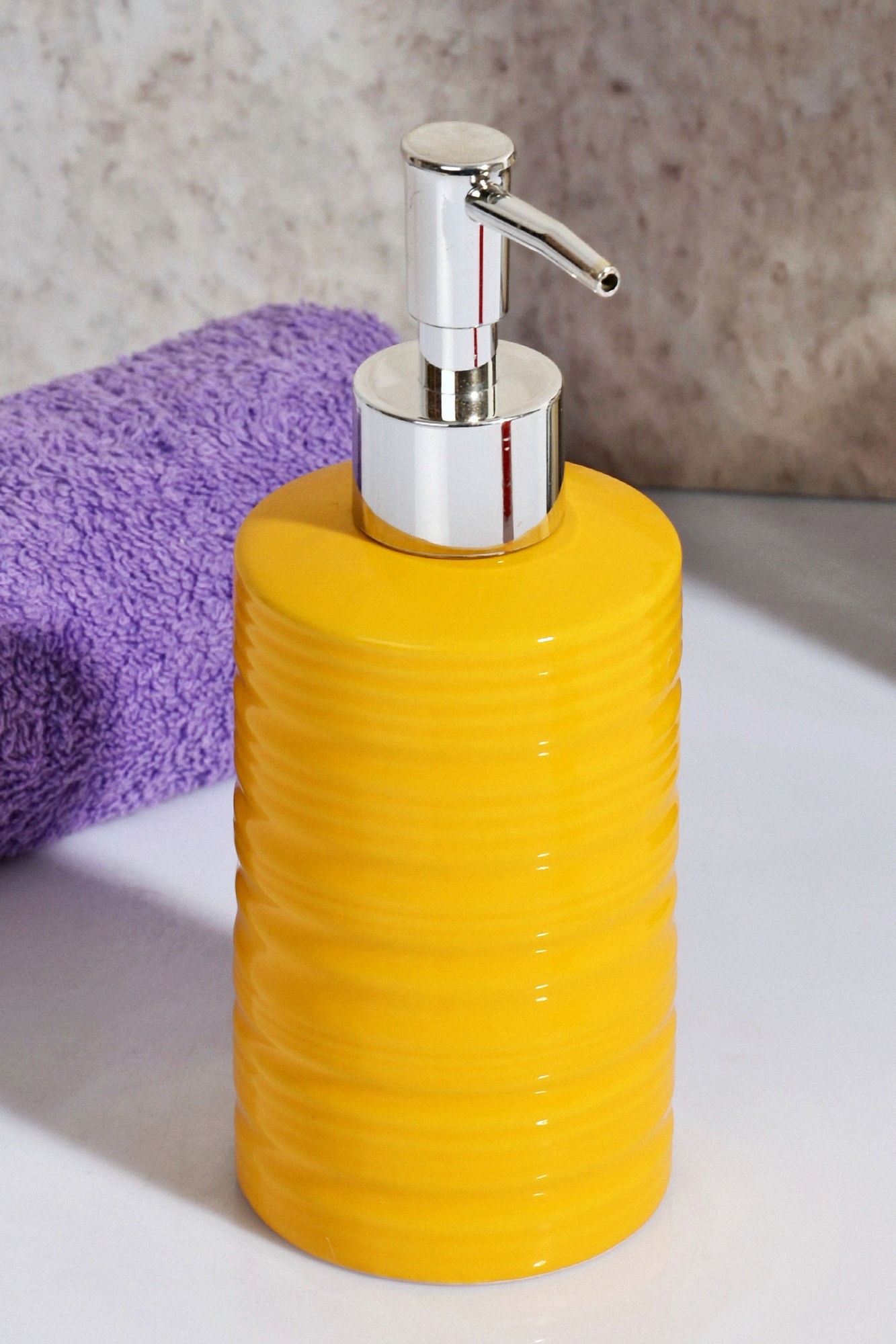 Dose of modern ser 0047 yellow soap dispenser