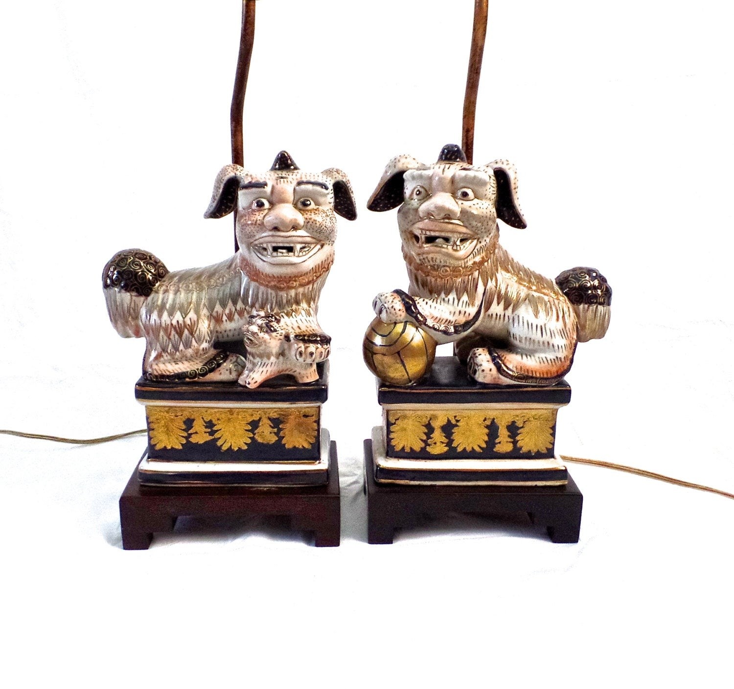 Foo dog lamps chinese porcelain foo dog lamps pair gilt