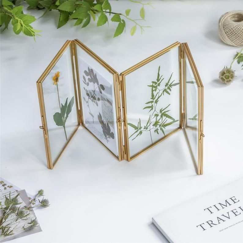 Tabletp brass rectangle glass photo picture display