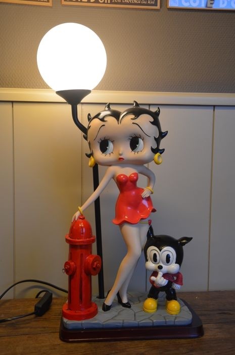 Very rare large betty boop lamp king features syndicate