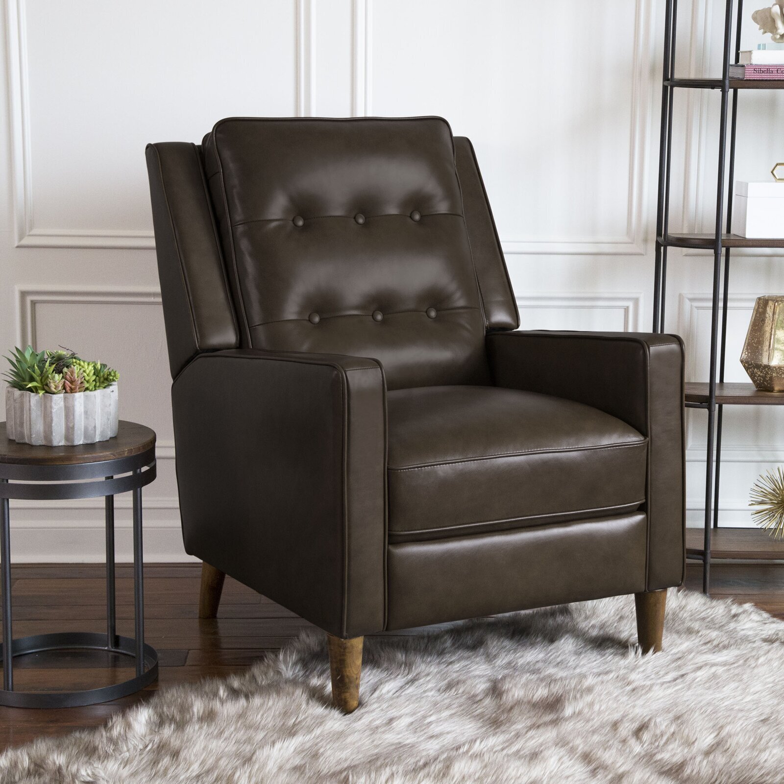 Luxurious Leather Comfy Recliner Chair