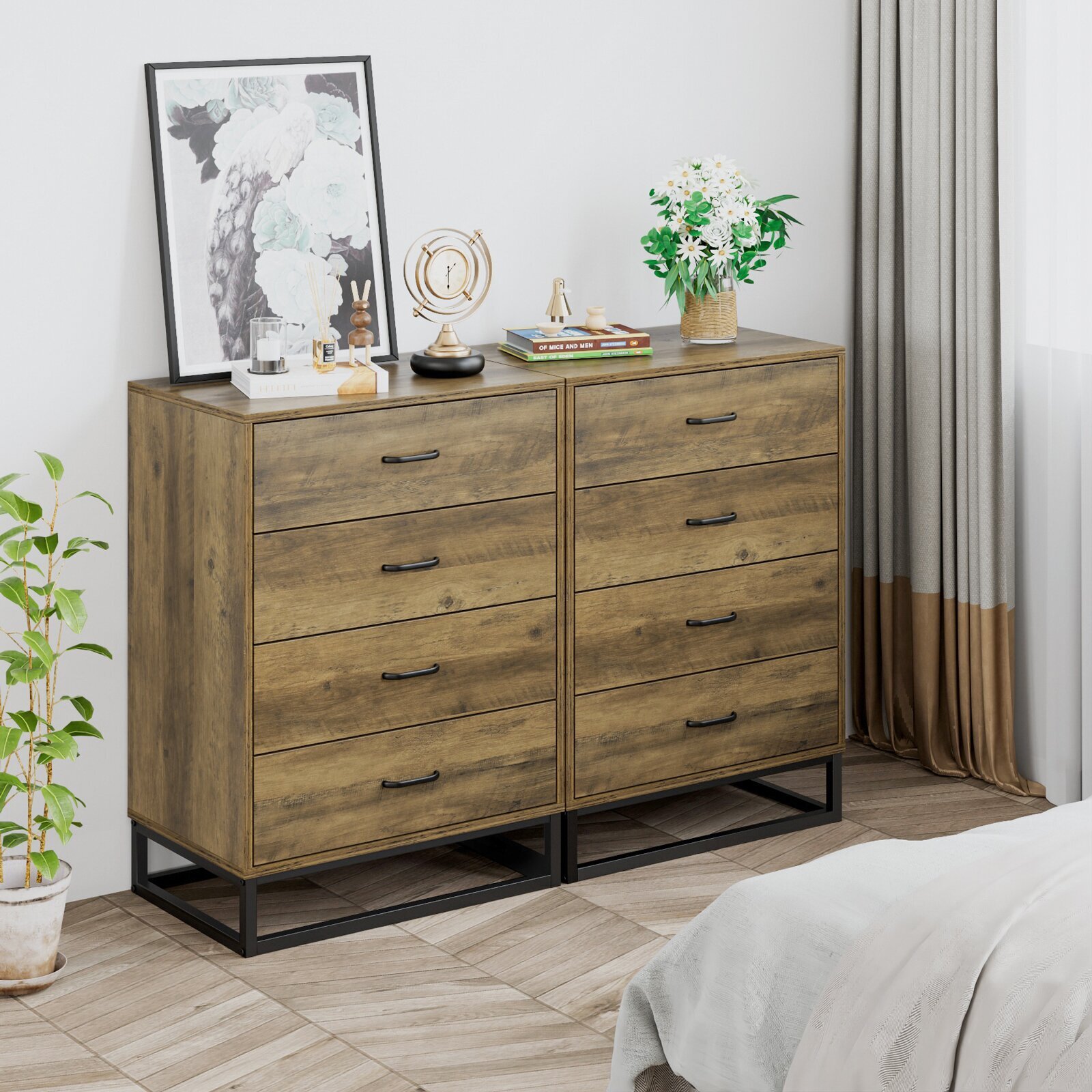 Minimal Chic Compact Chest of Drawers