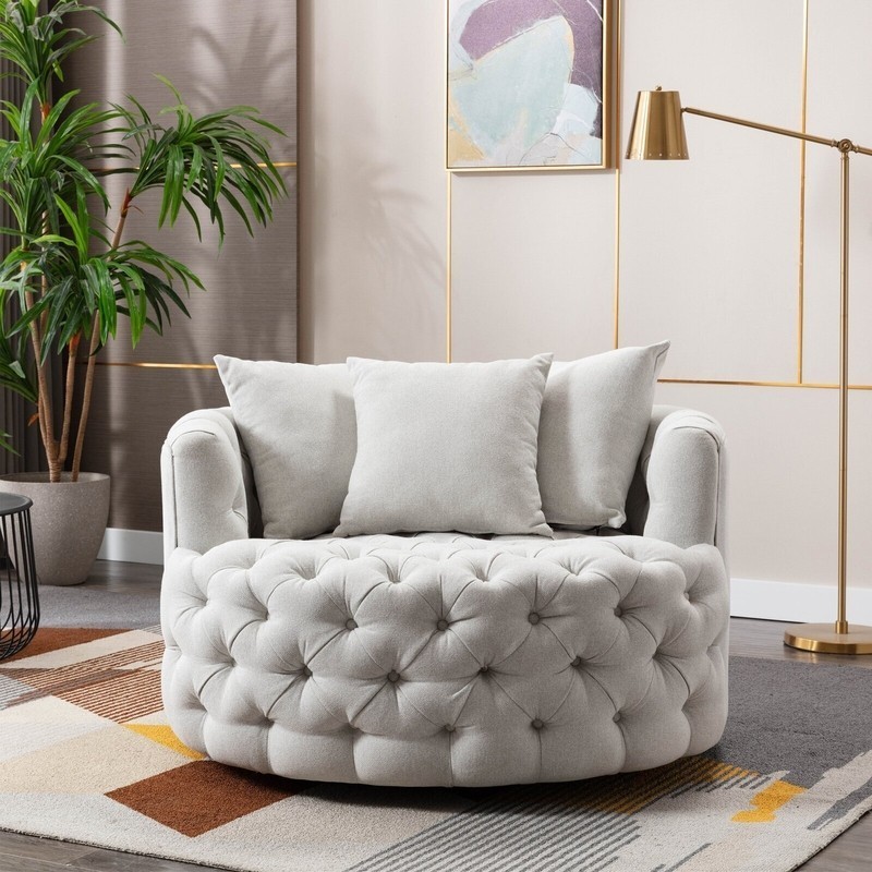 Oversized chair for two with tufted upholstery