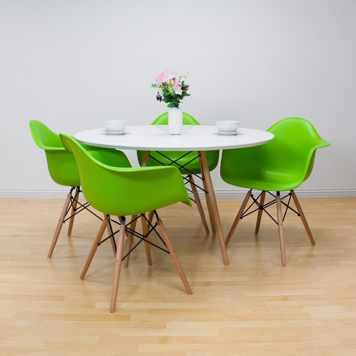 Retro kitchen table with sleek, sophisticated armchair bucket seats
