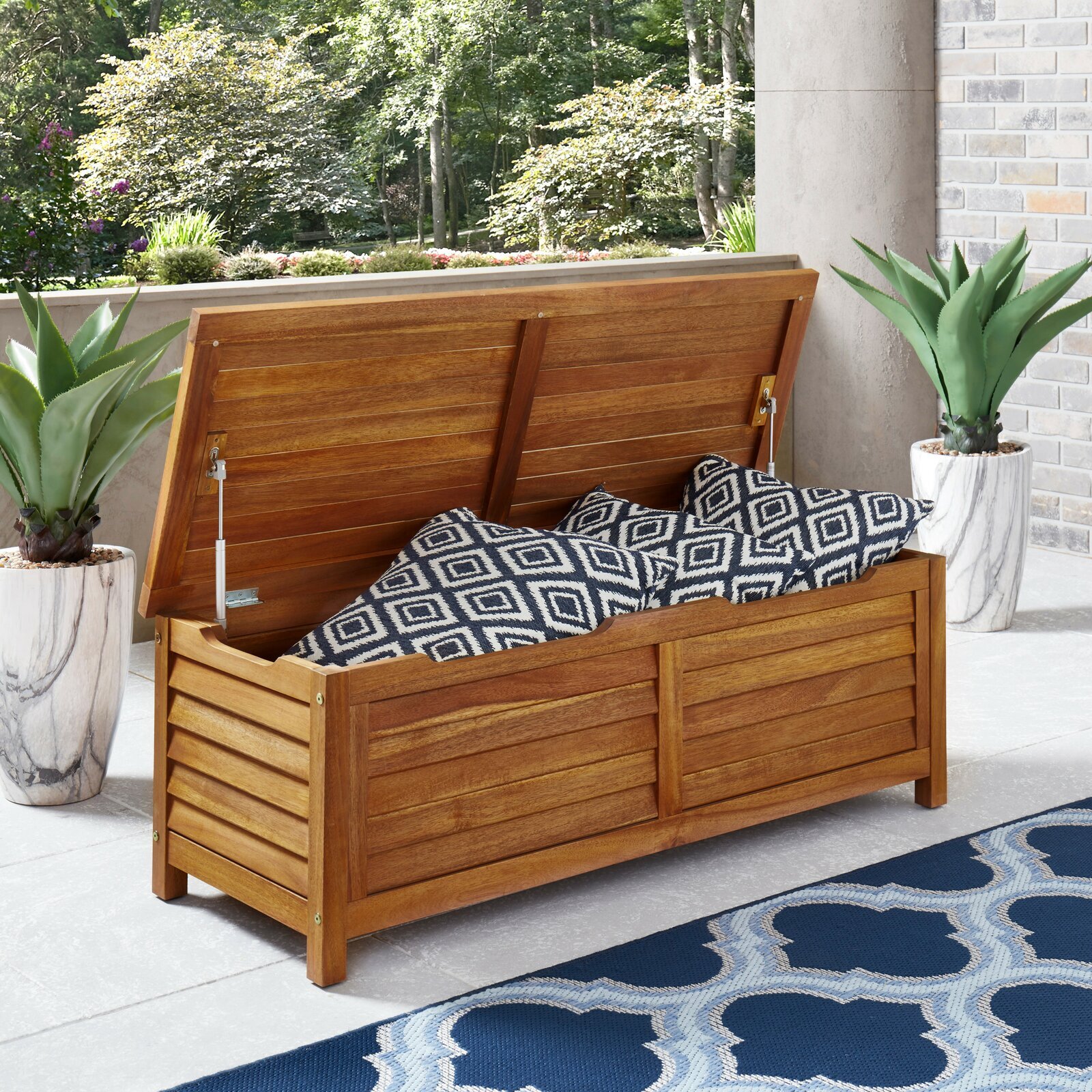 Sand & Stable™ Amagansett 78,87 Gallons Gallon Water Resistant Acacia Solid Wood Deck Box