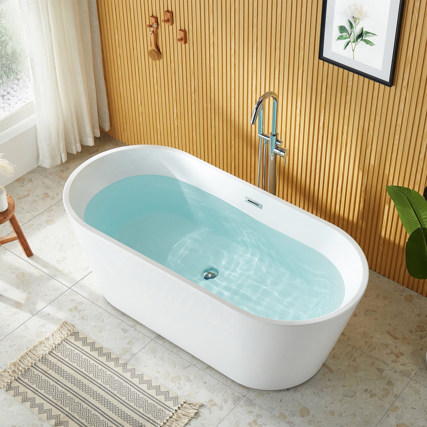 Slightly more modern freestanding corner tub