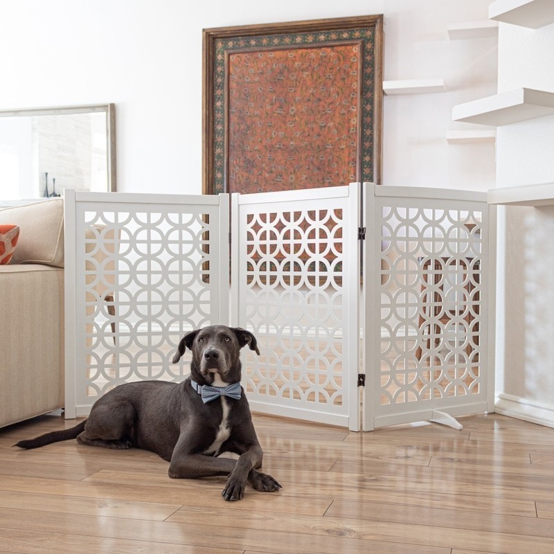 Stylish Wooden Lattice Stair Barrier for Dogs