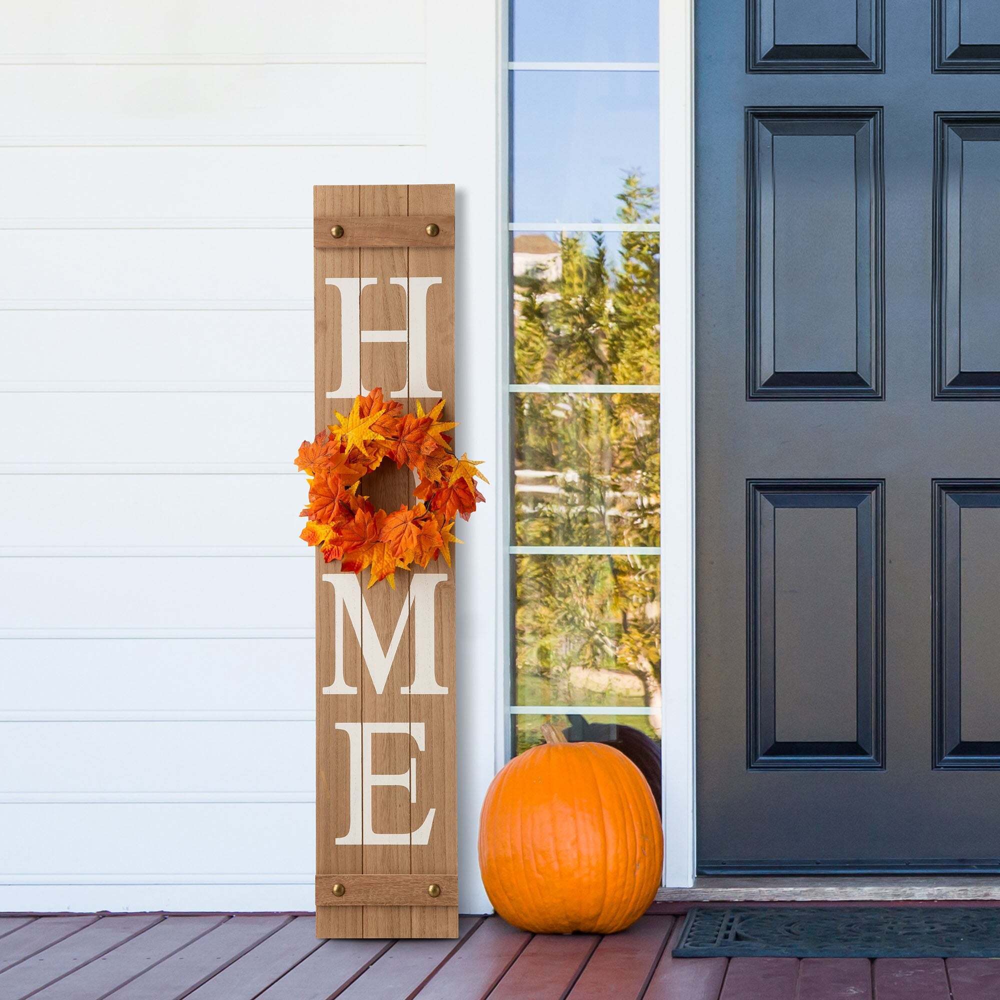 Welcoming Wooden ‘Home’ Porch Decor