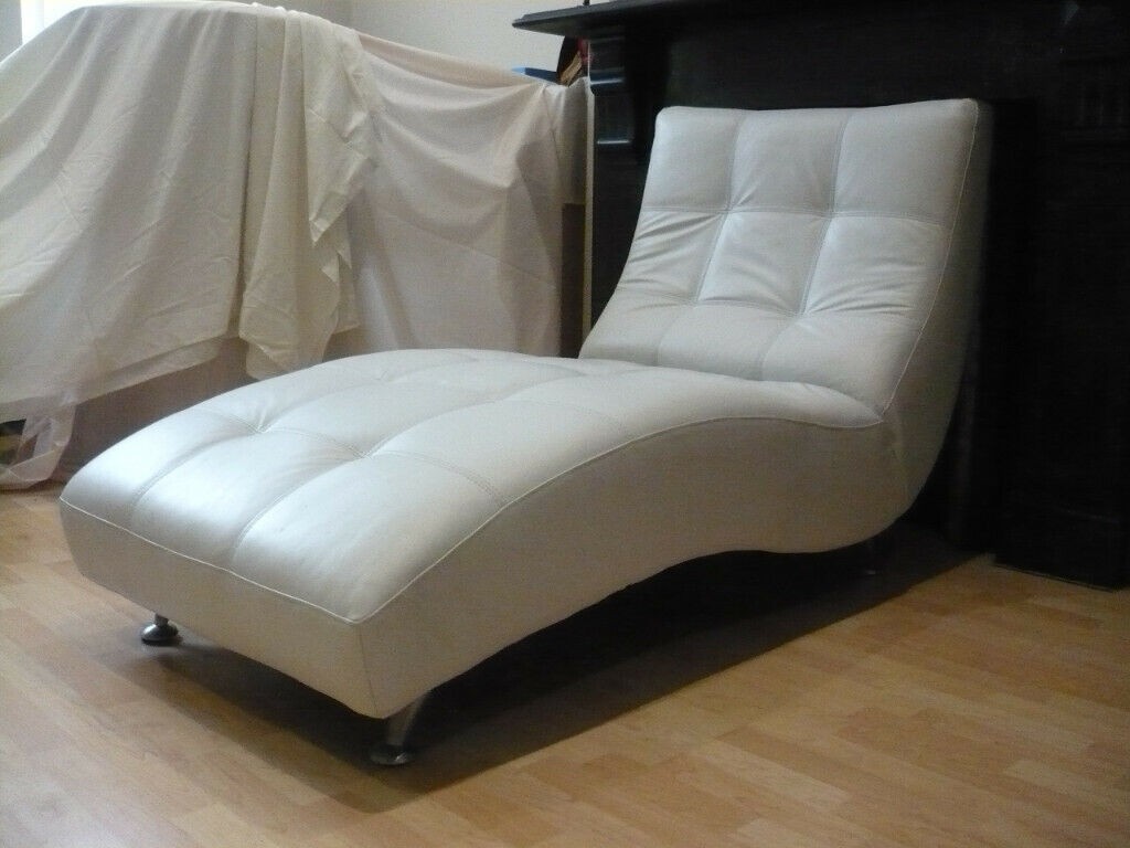 White leather chaise longue in moortown west yorkshire