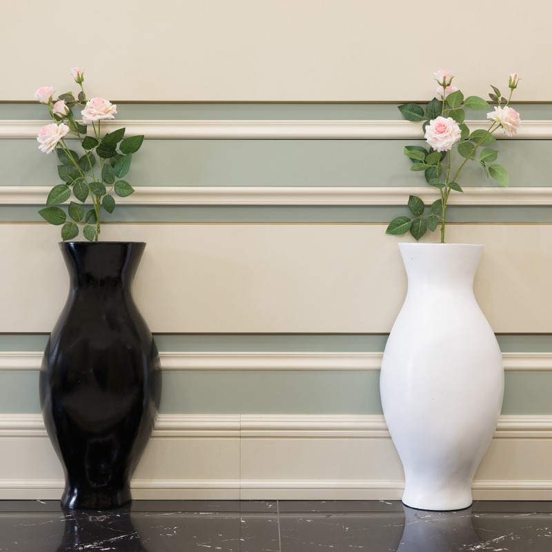 2 Piece Kallea Black And White Glass Floor Vase Set