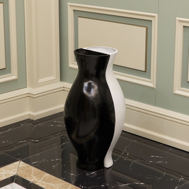 2 Piece Kallea Black And White Glass Floor Vase Set