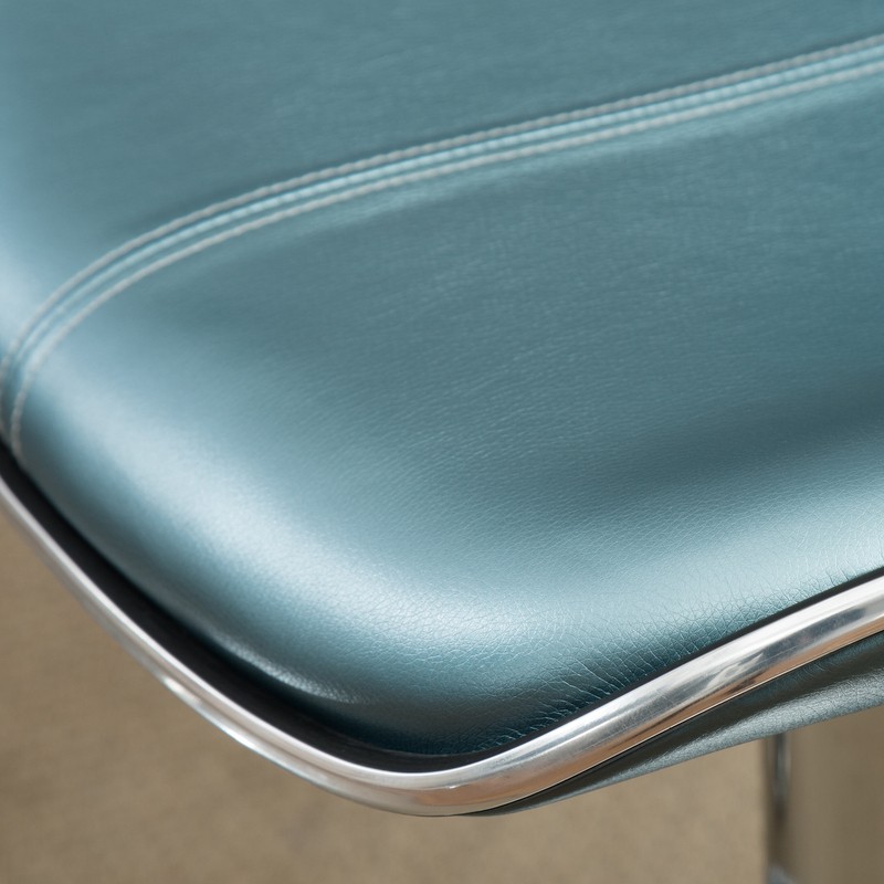 Allure Swivel Adjustable Height Bar Stool
