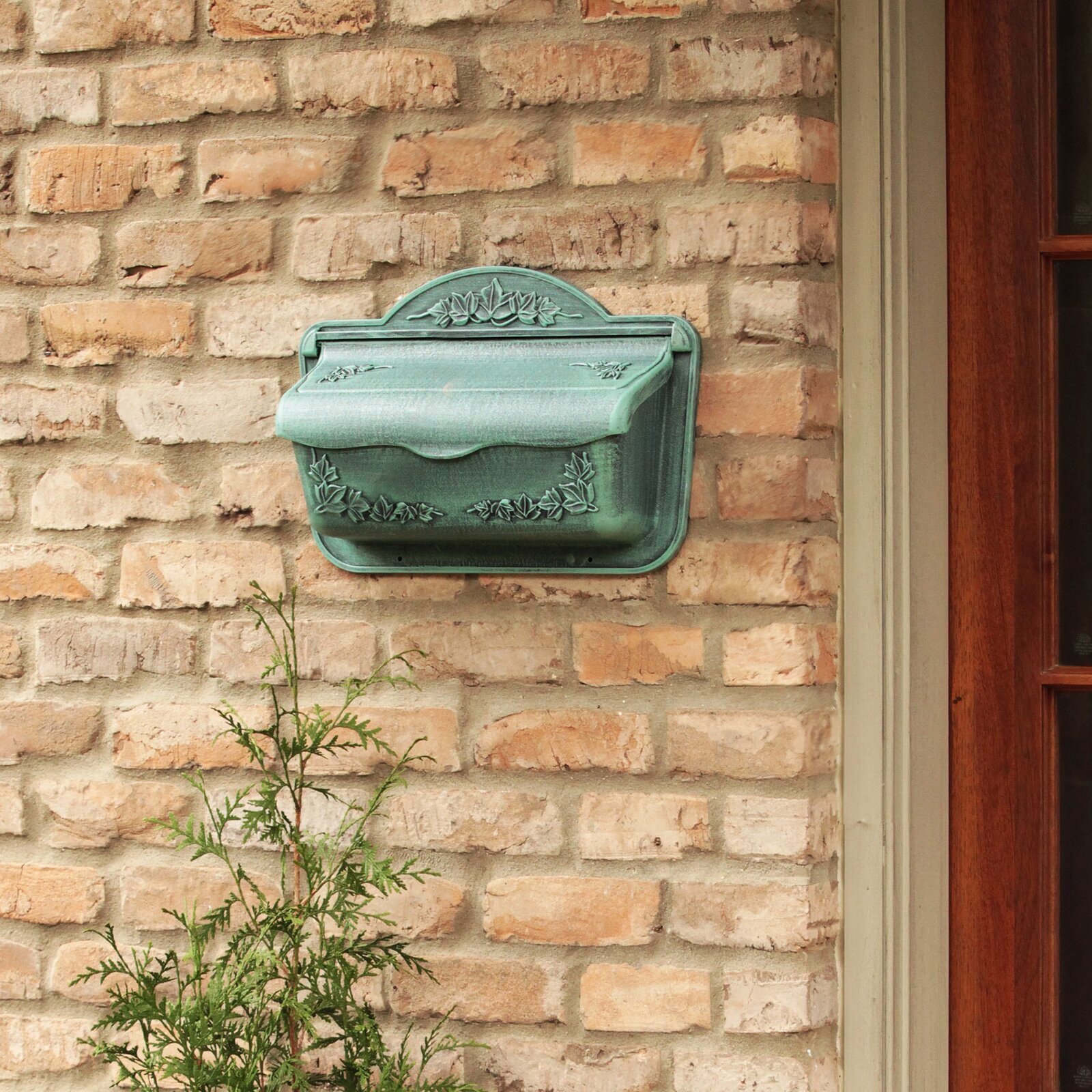Antique Style Wall Mounted Mailbox