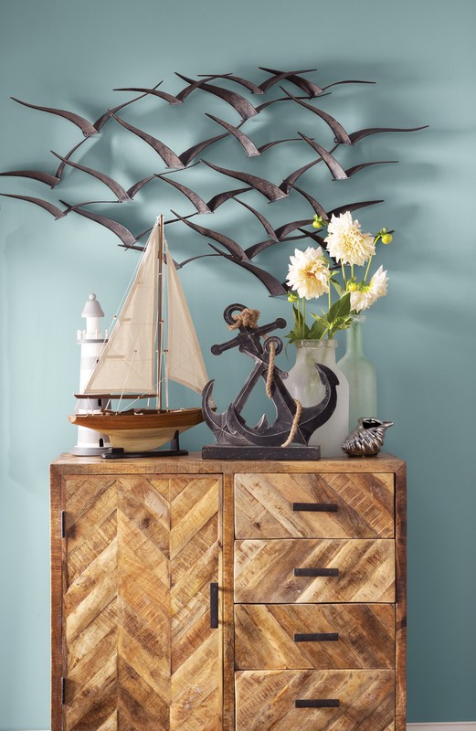 Beautiful Patterned Metal Flocking Birds Wall Decor