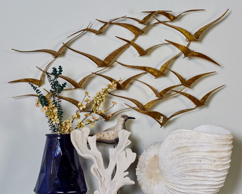 Beautiful Patterned Metal Flocking Birds Wall Decor