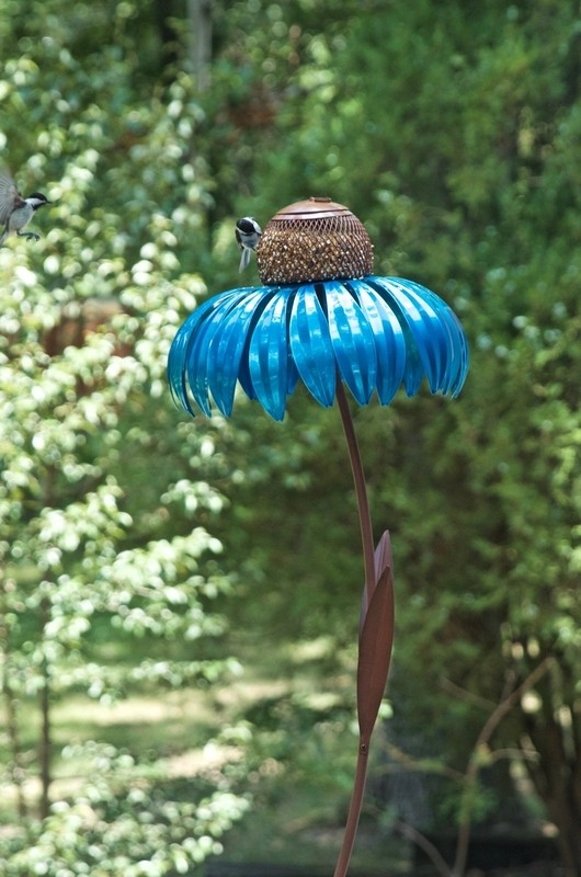 Blueberry Pie Coneflower Decorative Bird Feeder