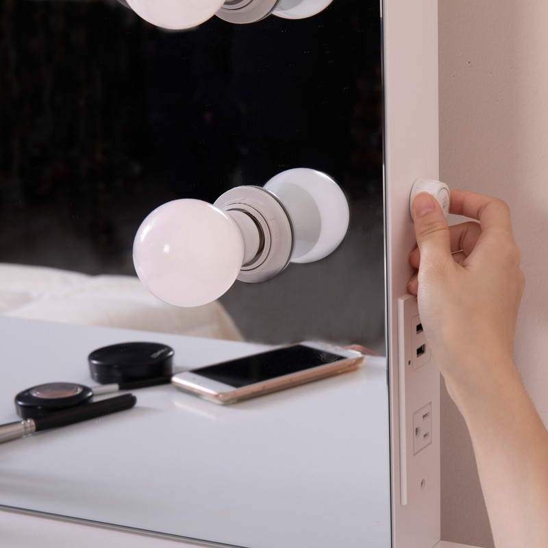 Ciccarelli Solid Wood Vanity with Mirror