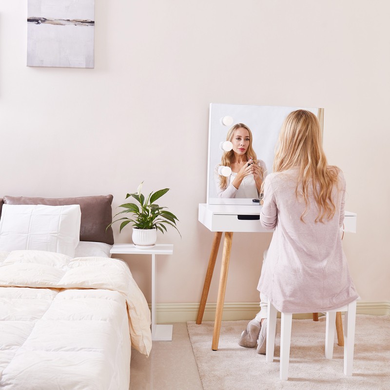 Ciccarelli Solid Wood Vanity with Mirror