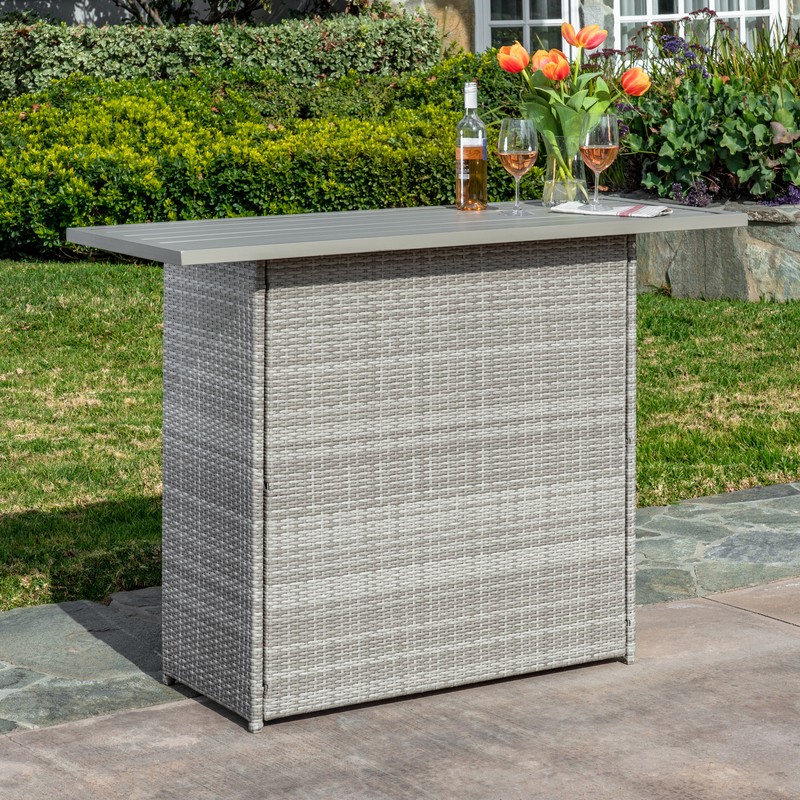 Crugers Bar Counter with Steel Frame and Wicker