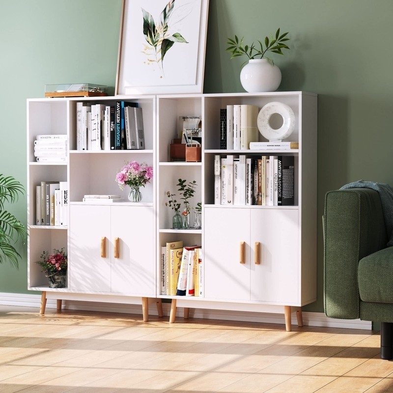 Davinee 46.85'' H x 31.49'' W Bookcase