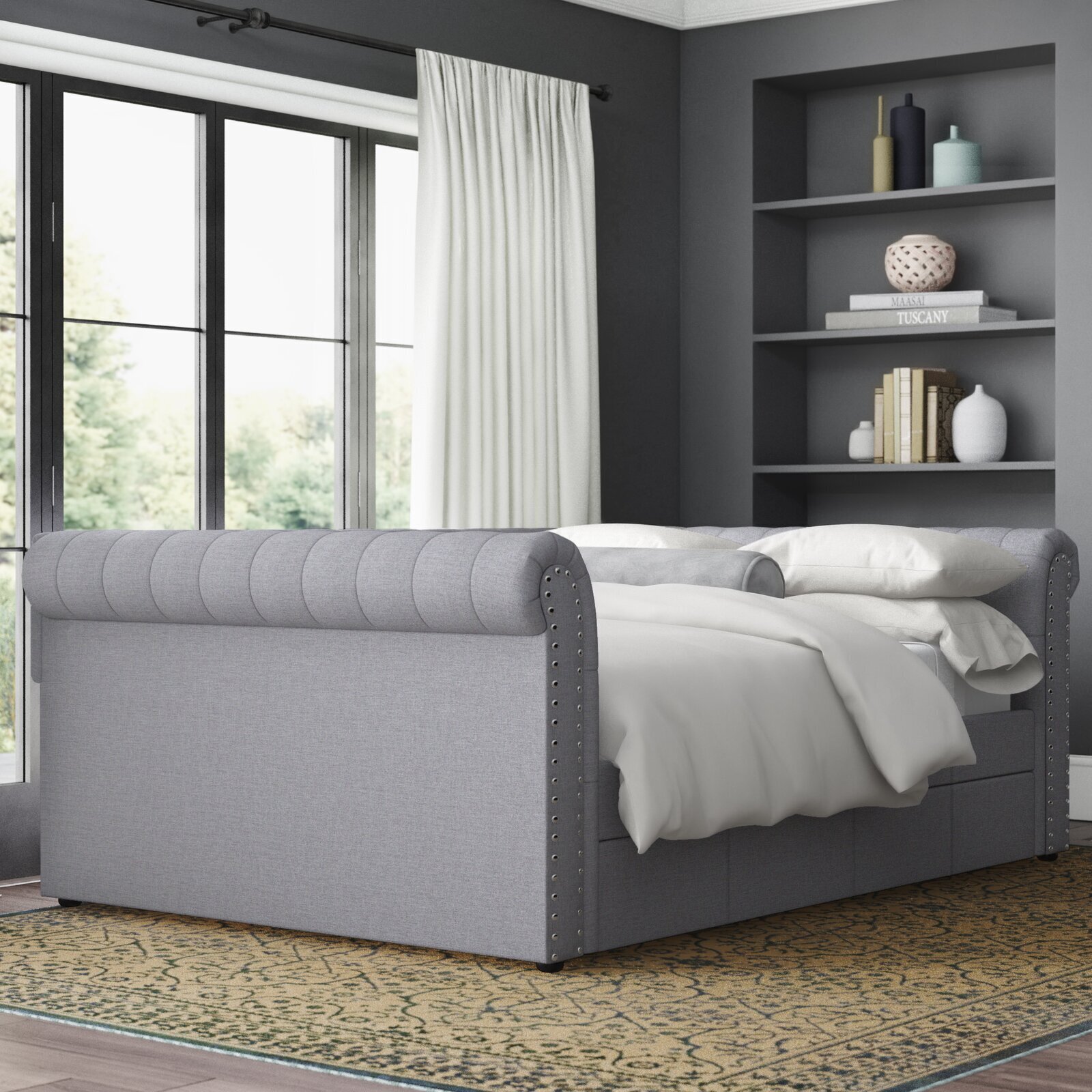 Daybed Converts to Queen