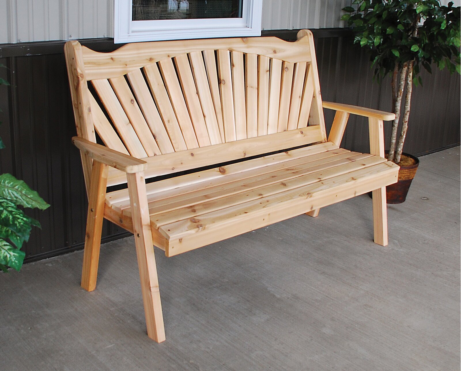 Everything You’re Looking For In A Wooden Garden Bench 