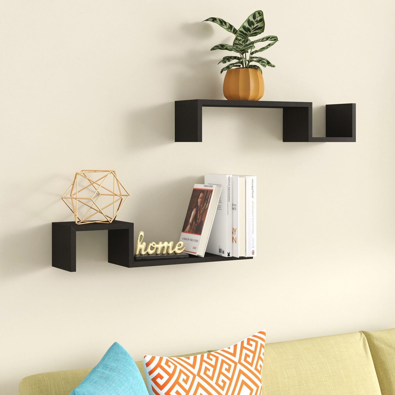 Fashionable DIY Display Shelves for Collectibles