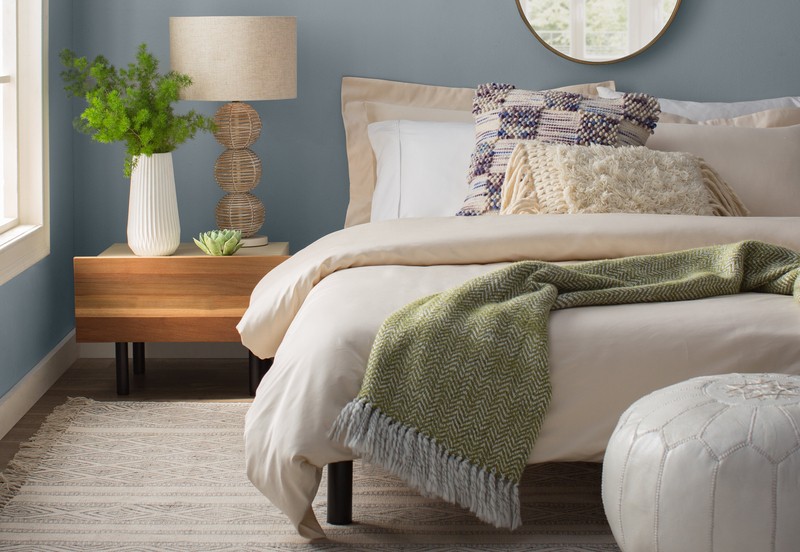 Finchley 20'' Wide Round Floral Pouf Ottoman