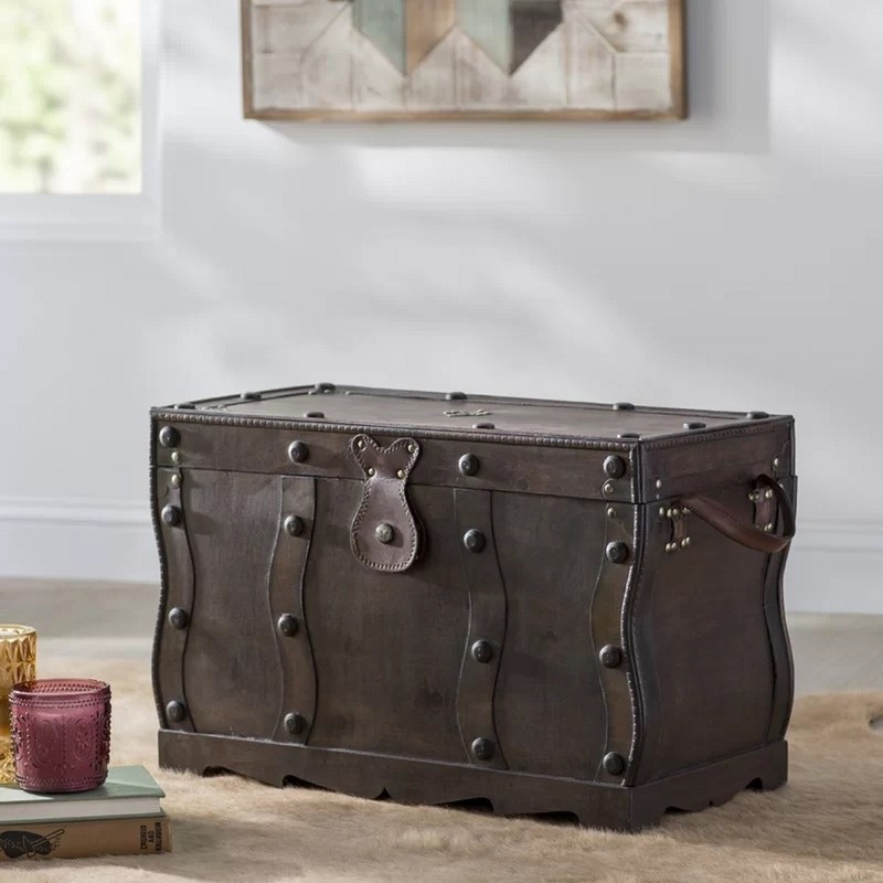 Glenover Vintage Trunk