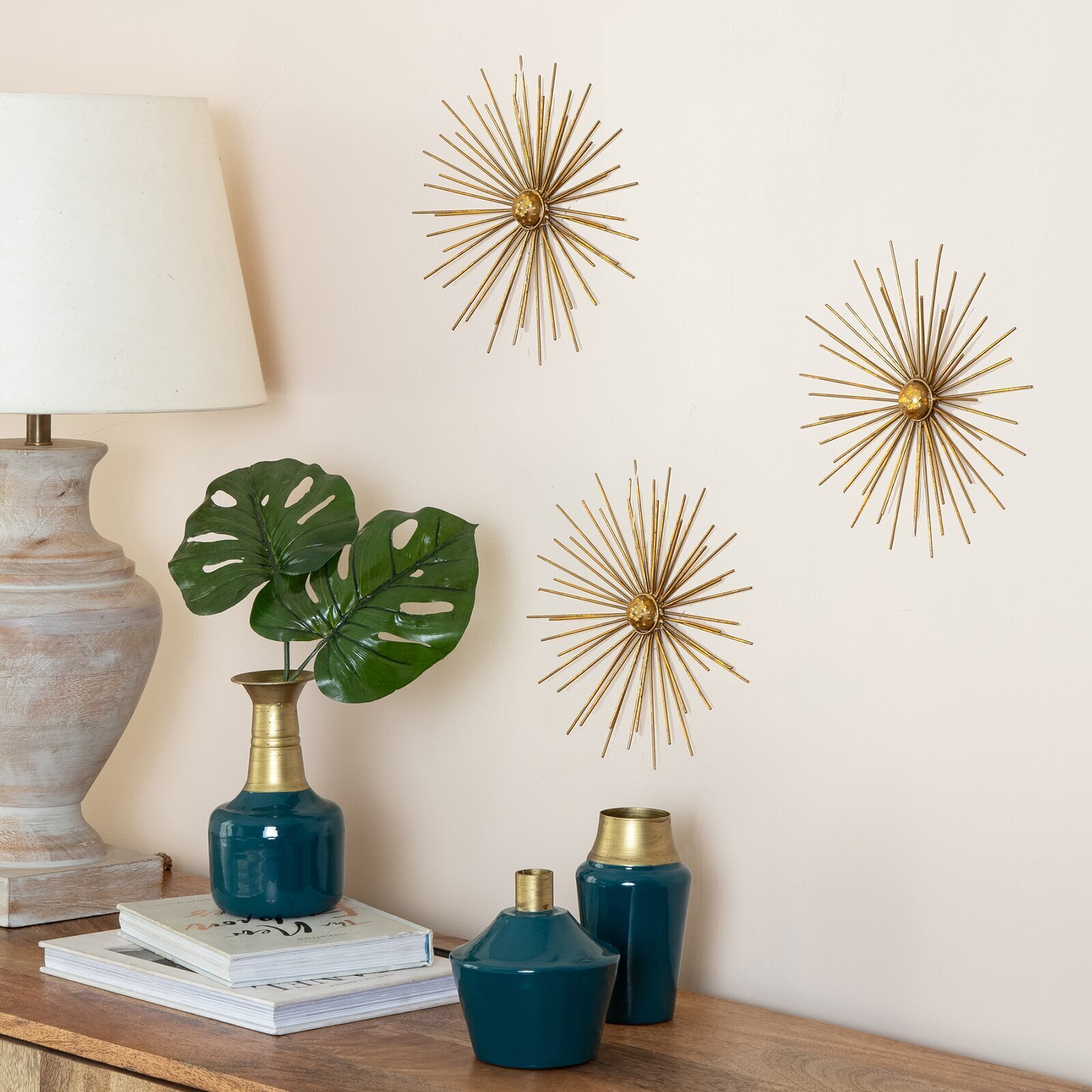 Handmade Metal Starbursts to Fill Up A Space on Your Wall 