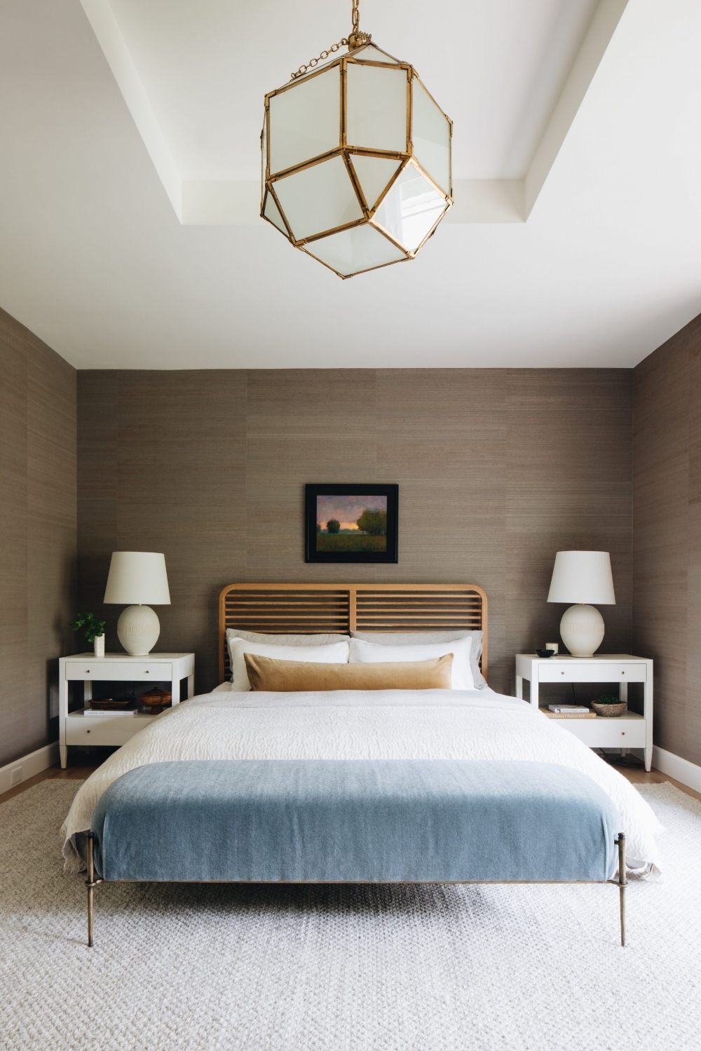 Japanordic bedroom with a noticeable lighting fixture