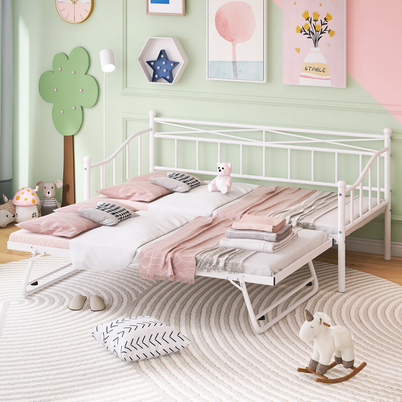 Kids trundle daybed in metal