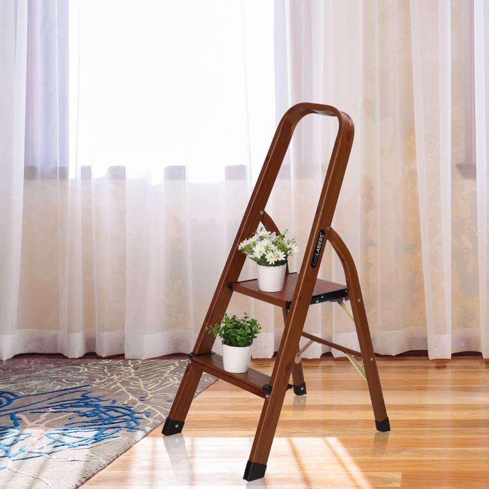 Lightweight wooden step stool folding