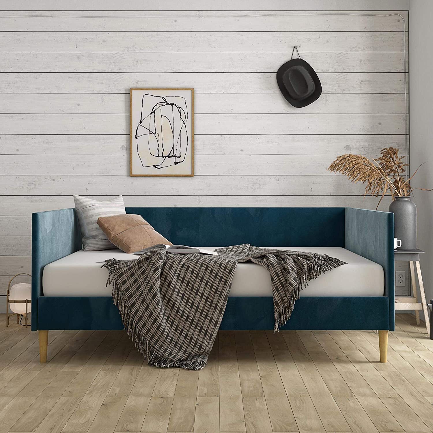 Mid Century Inspired Full Size Daybed Without Trundle 