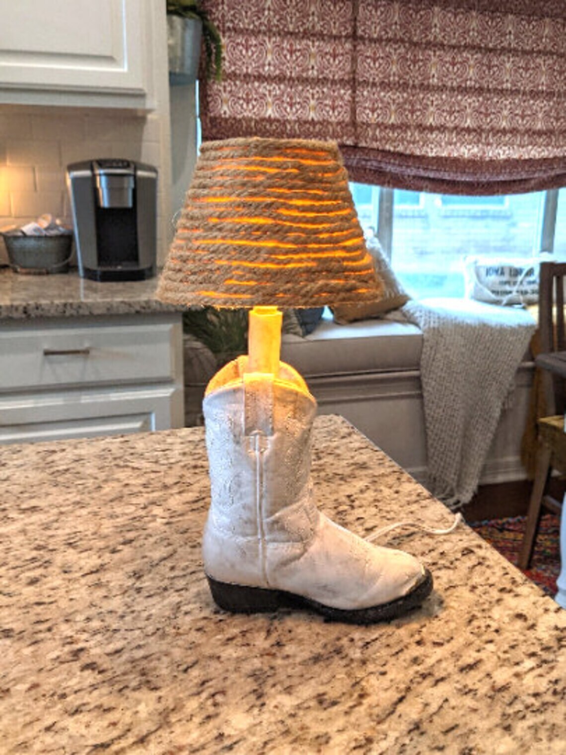 Natural cowboy boot lamp