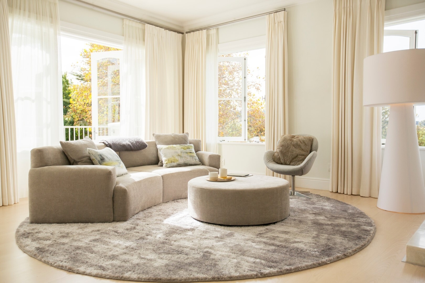 Round sofa