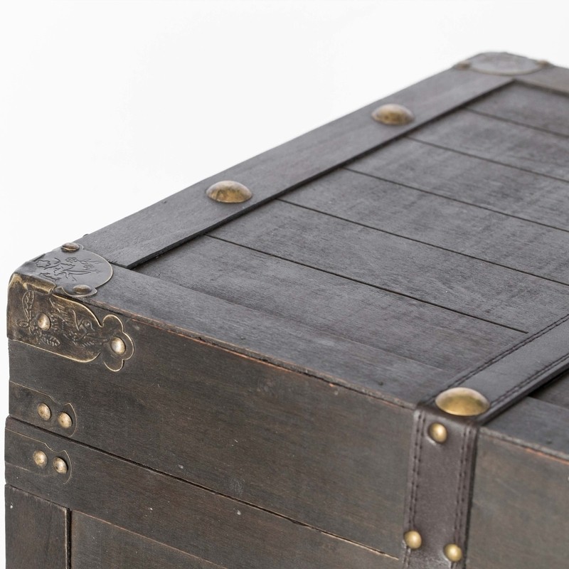 Royalton Accent Trunk