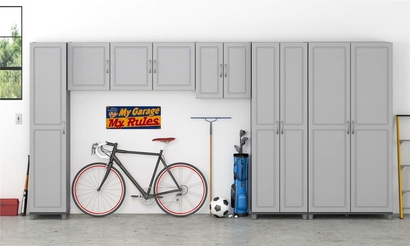 Scholl Armoire