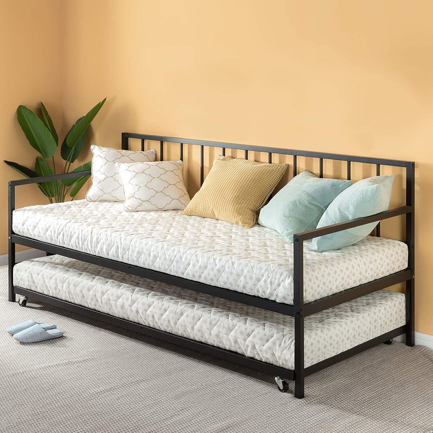 Slatted Daybed with Trundle