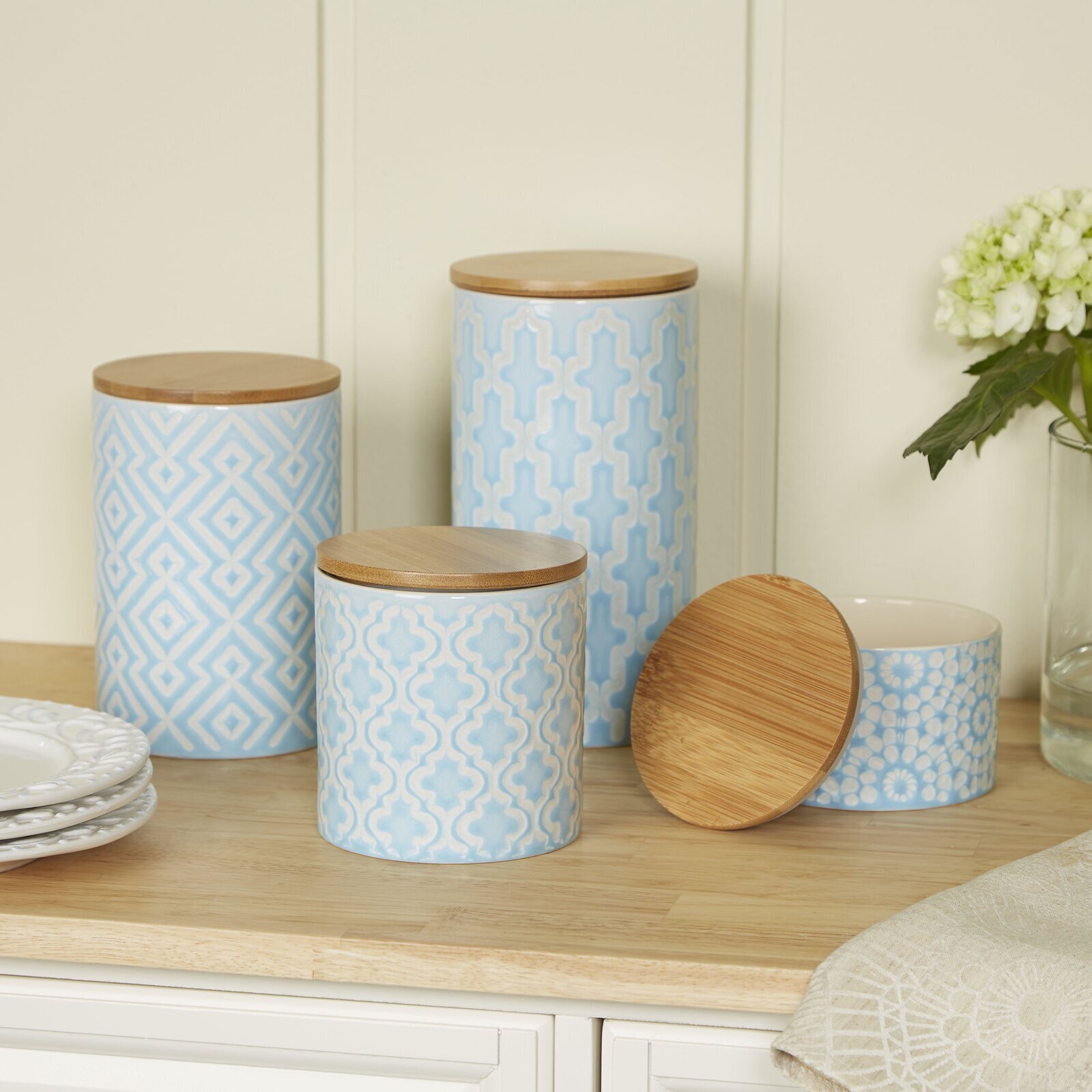 Stoneware Kitchen Canisters With Flat Lids