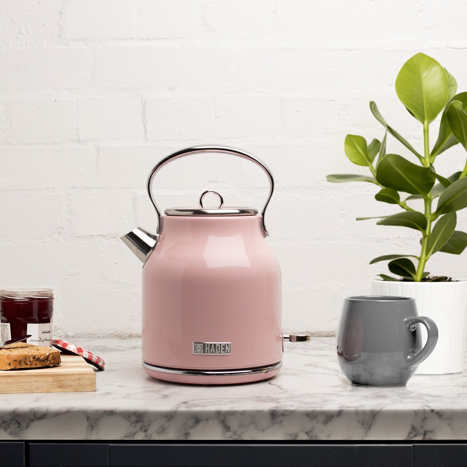 Traditional Style Pink Tea Kettle 