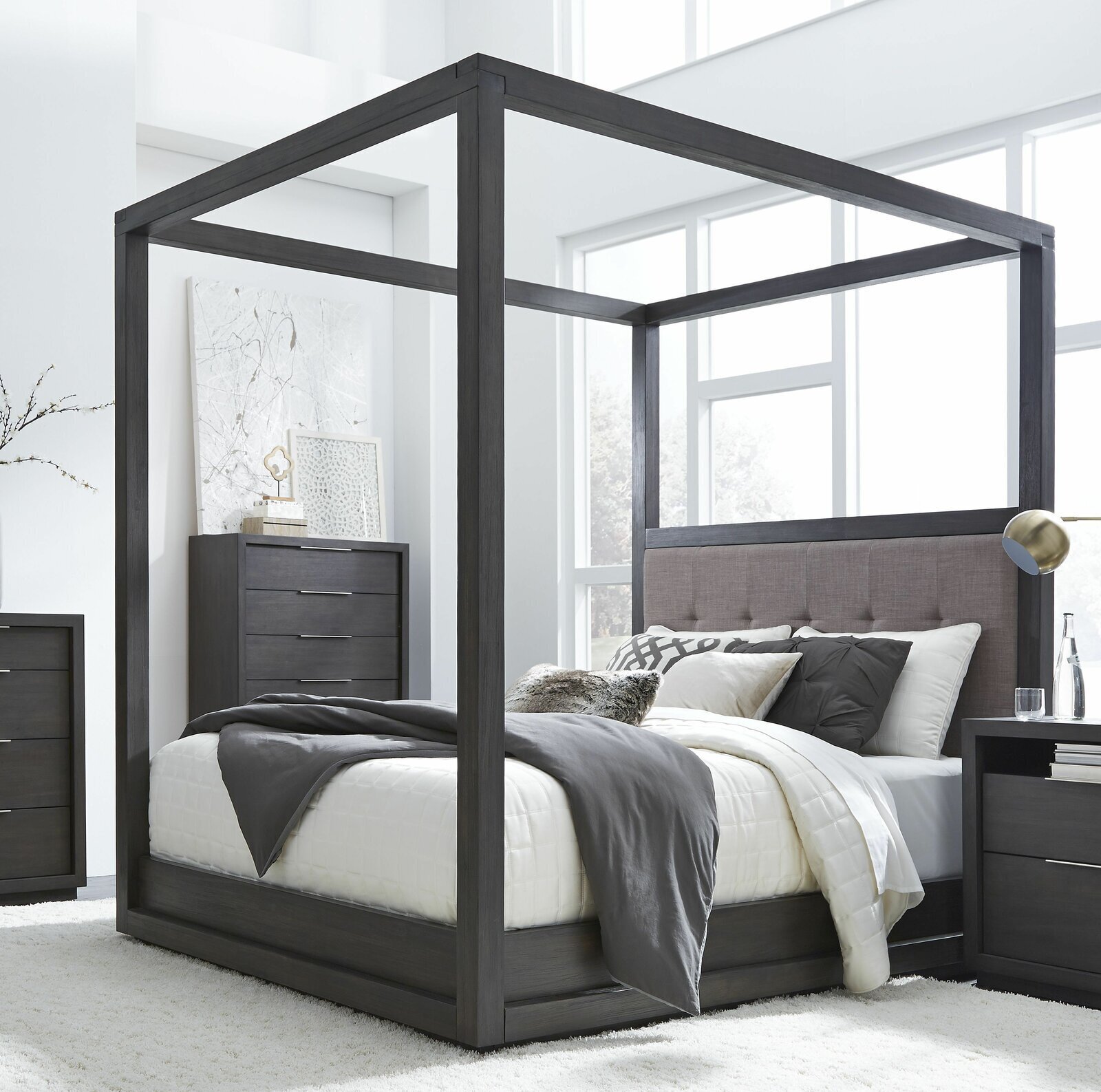 Tufted Poster Bed