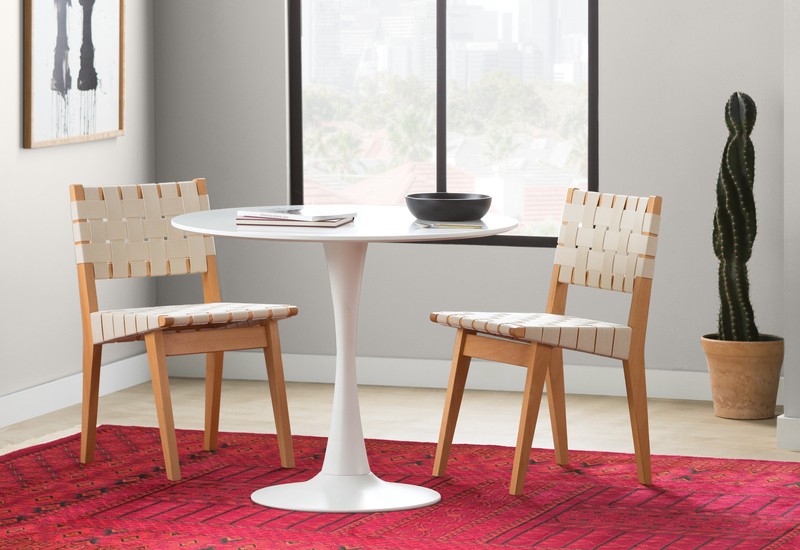 Tynan 35.5'' Pedestal Dining Table