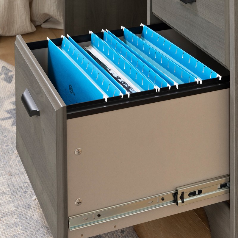 Versa Desk with Hutch