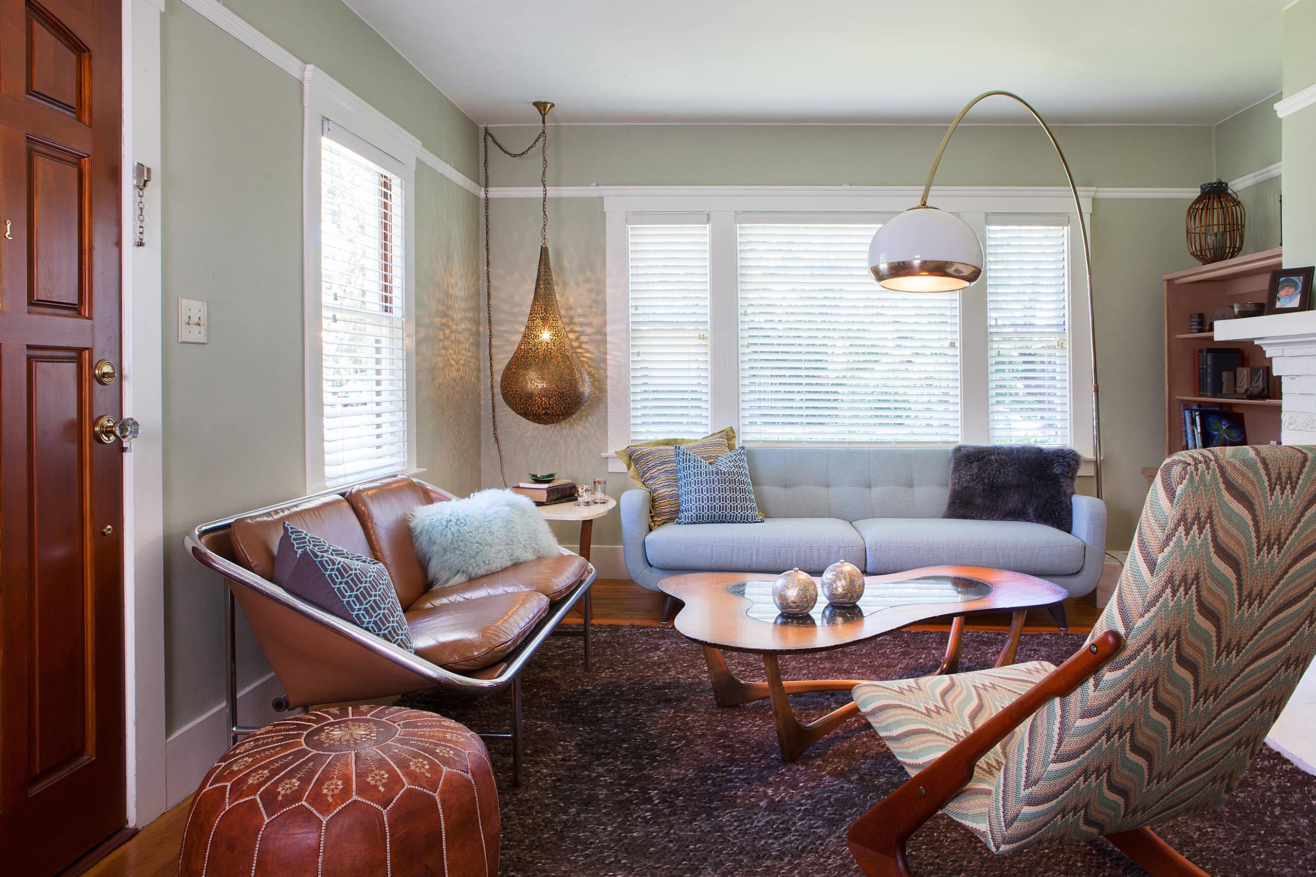 30 Vintage Living Room Ideas For A Nostalgic Retro Feel Foter
