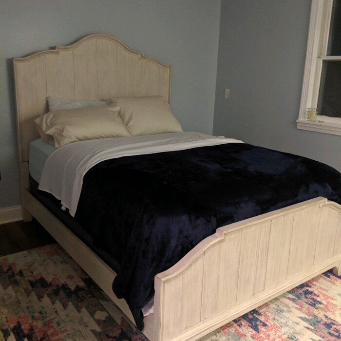Ayden Standard Configurable Bedroom Set