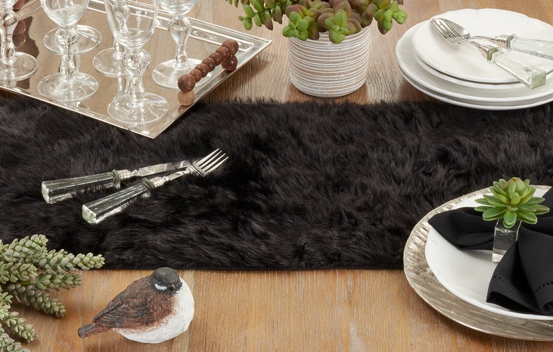 Chynia Table Runner