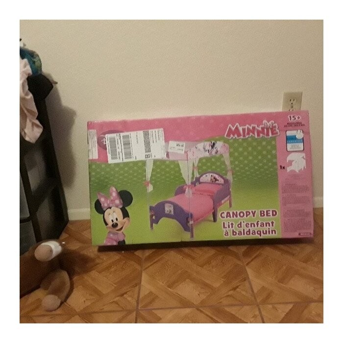 Disney Minnie Mouse Bow-tique Convertible Toddler Bed